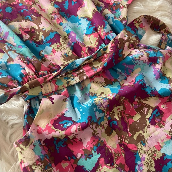 Presley Skye Silk Belted Dress Multicolor Short Sleeve Size Small With Pockets - Picture 5 of 6